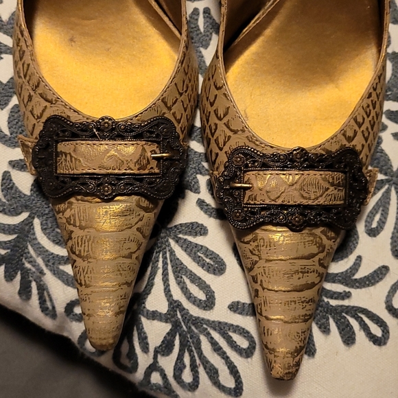 Vintage Pumps. - Picture 4 of 5